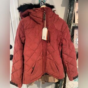 Alps & Meters lovely quilted ski jacket